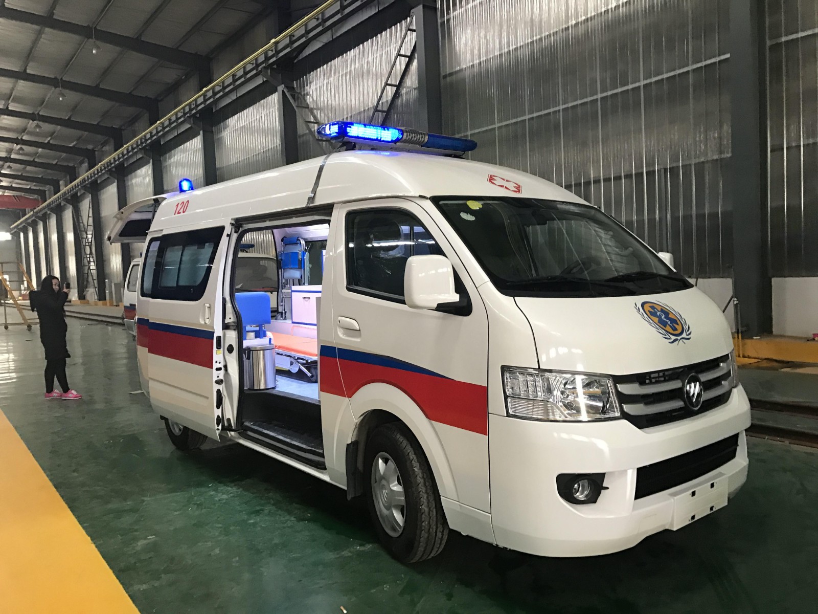 华容县救护车转院